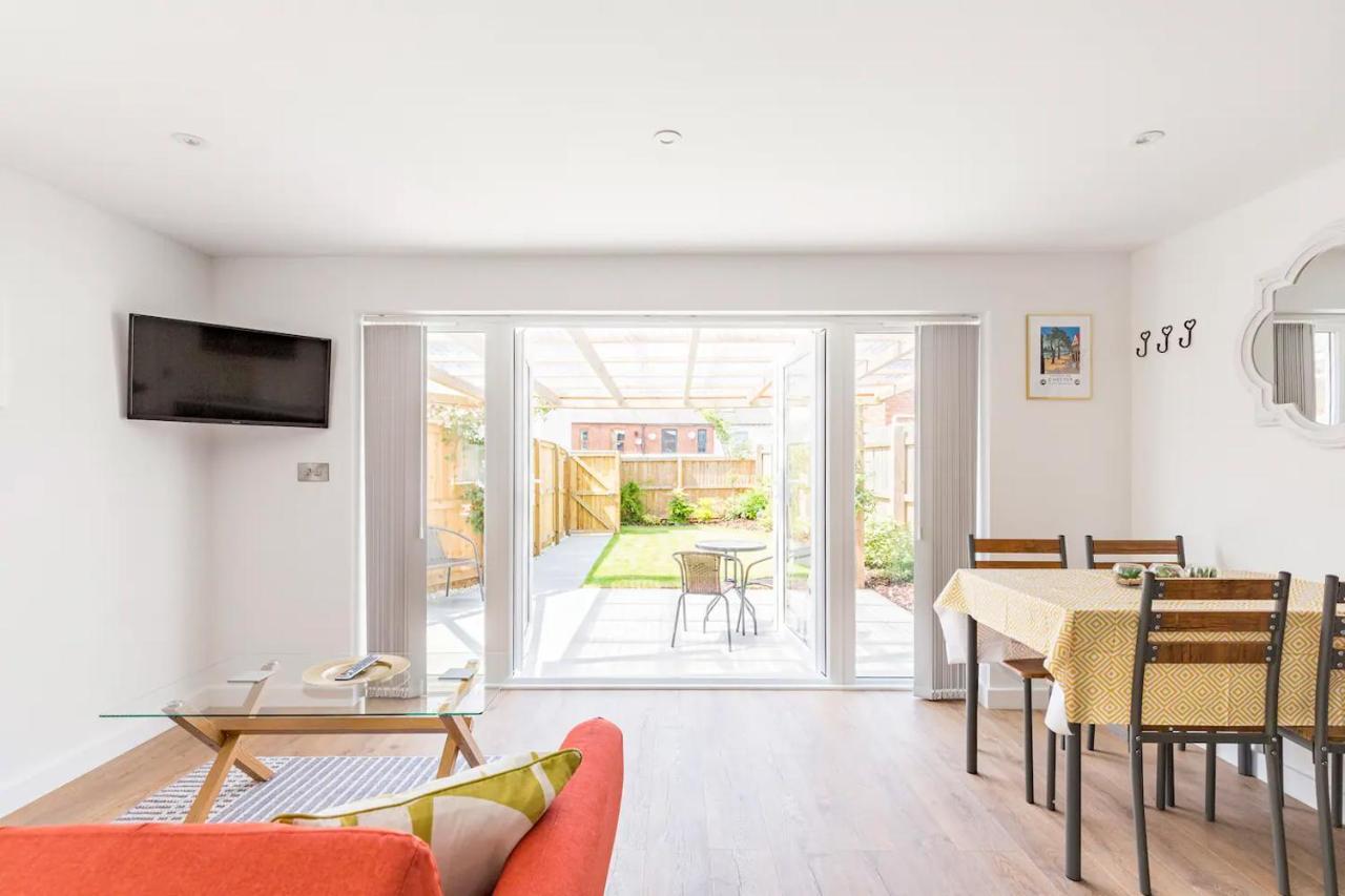 Charming Chester Studio With Private Garden & Free Parking Exteriér fotografie