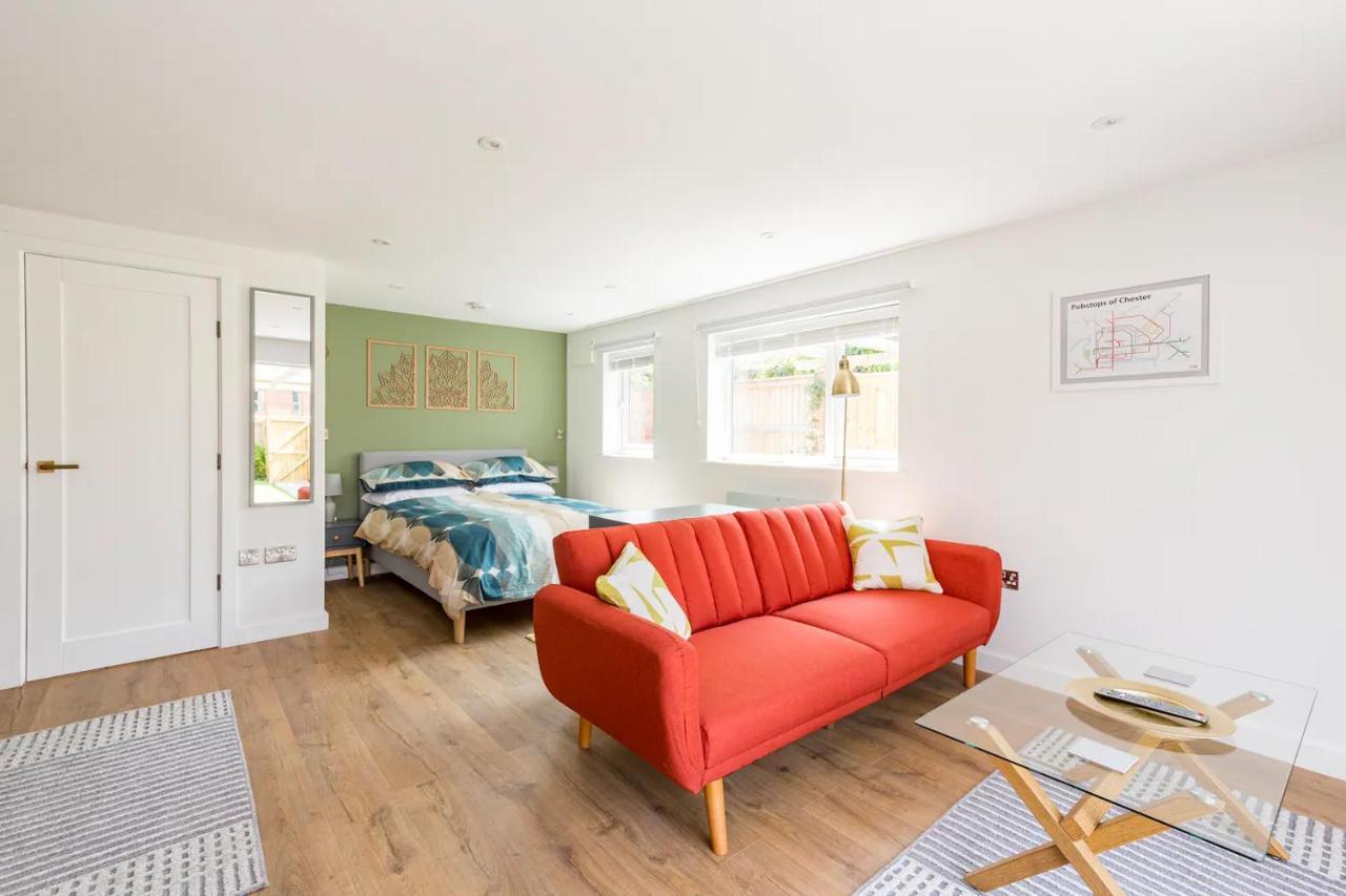 Charming Chester Studio With Private Garden & Free Parking Exteriér fotografie
